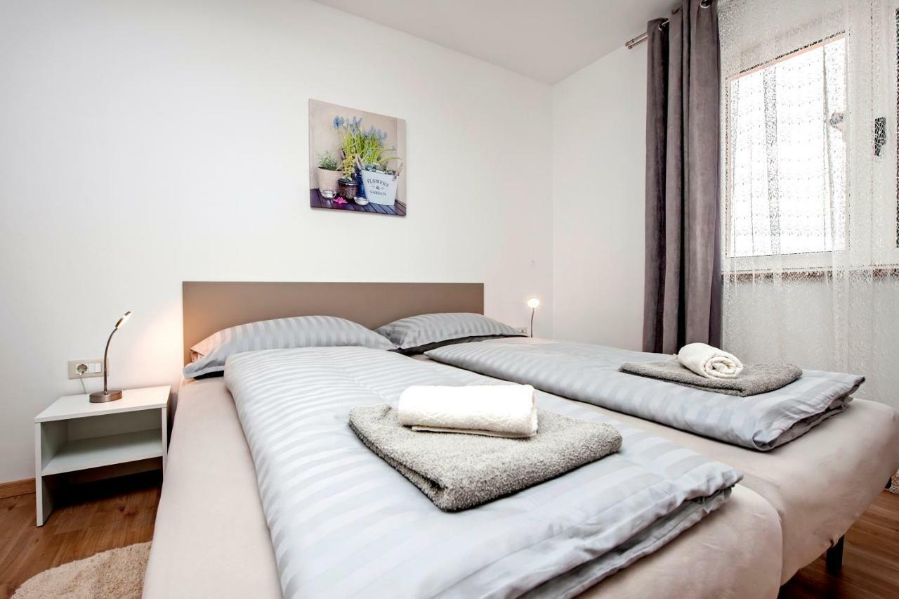 Apartman Sonata Rovinj Exterior foto