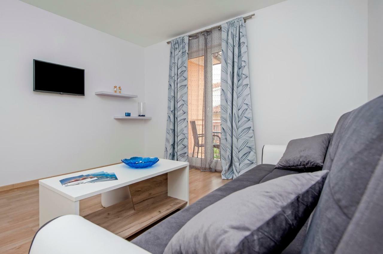 Apartman Sonata Rovinj Exterior foto
